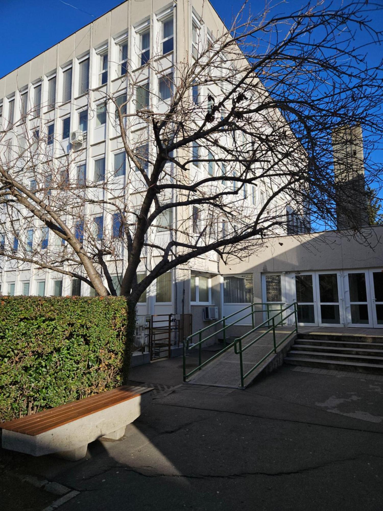 Hellowine Apartman Eger Exterior photo