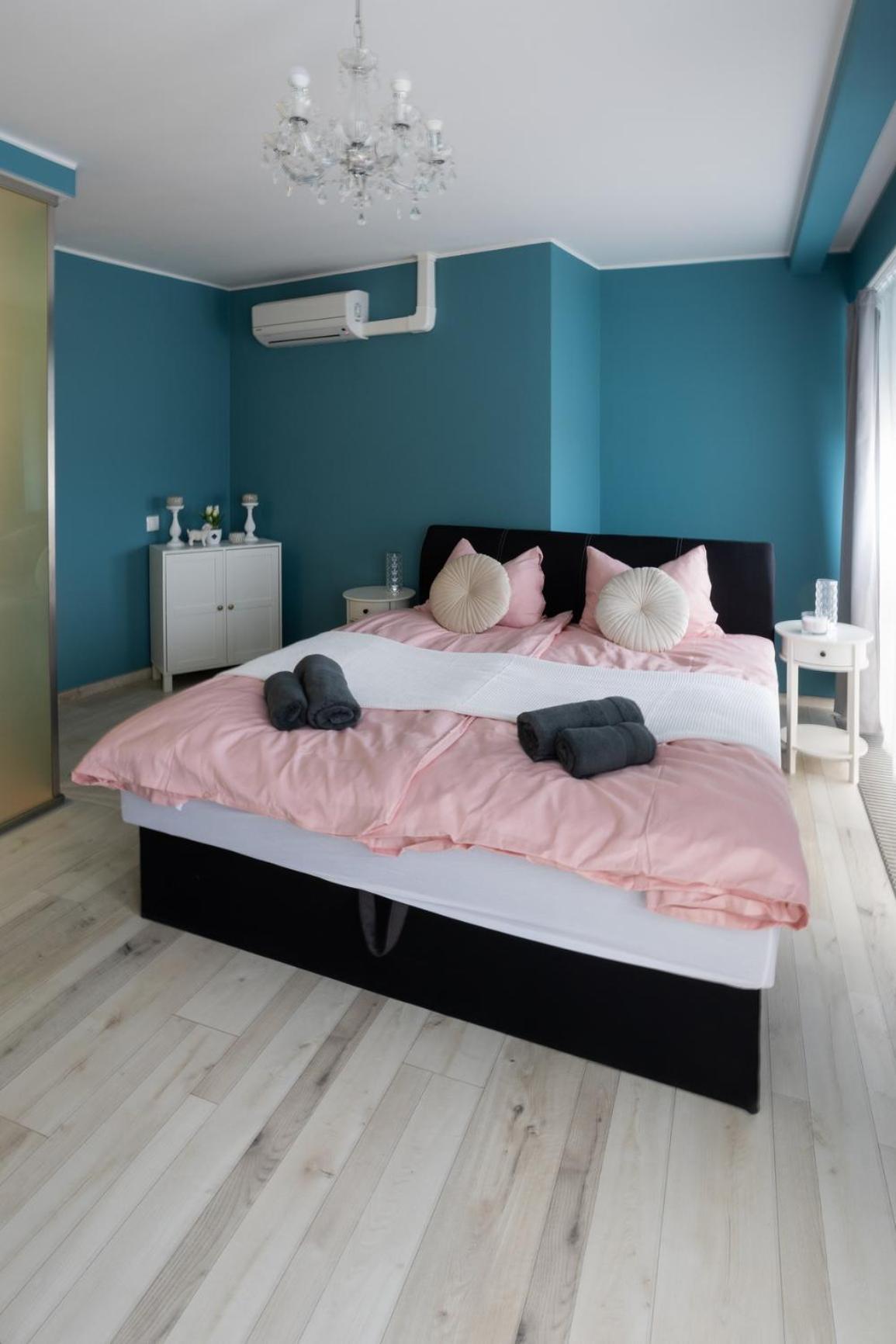 Hellowine Apartman Eger Exterior photo